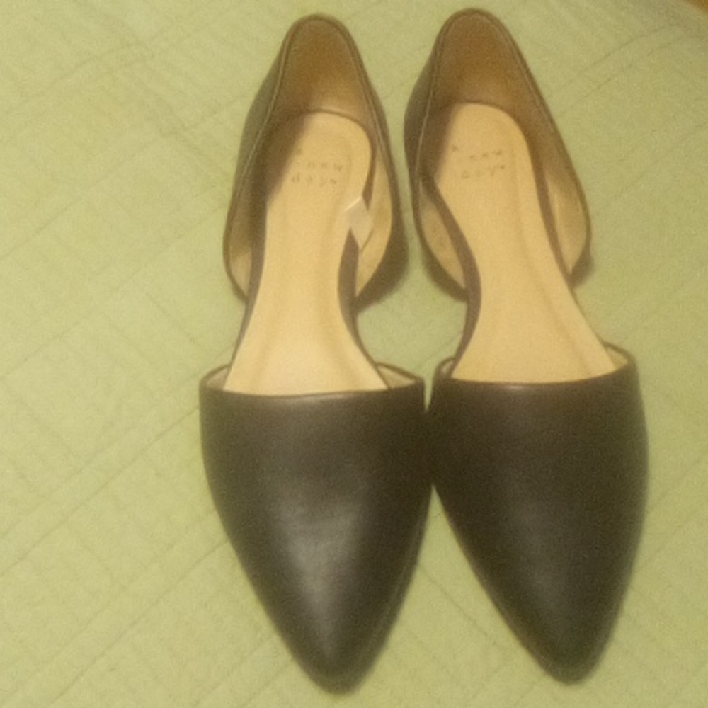 Size 8 pointed Flatts